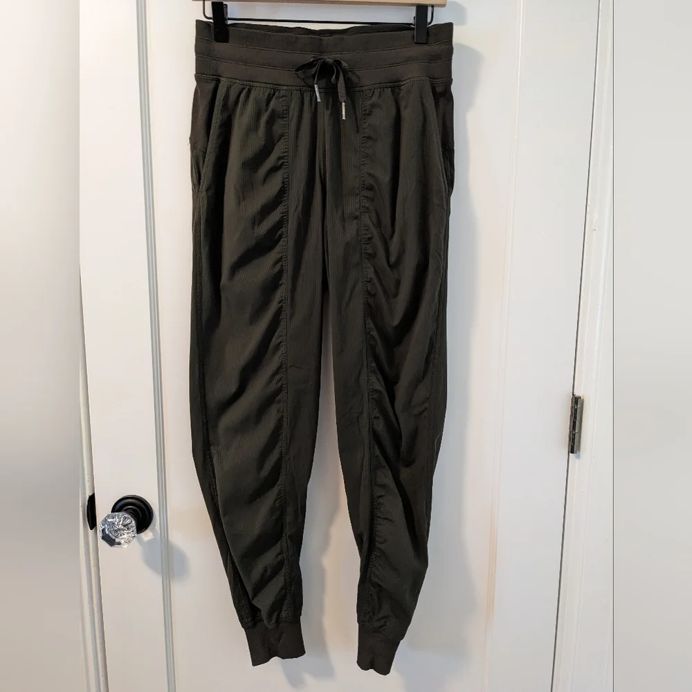 Lululemon Women's Size 6 Athletic Align Joggers, 2 Pair Dance Pants Bundle of 3 - Picture 16 of 16